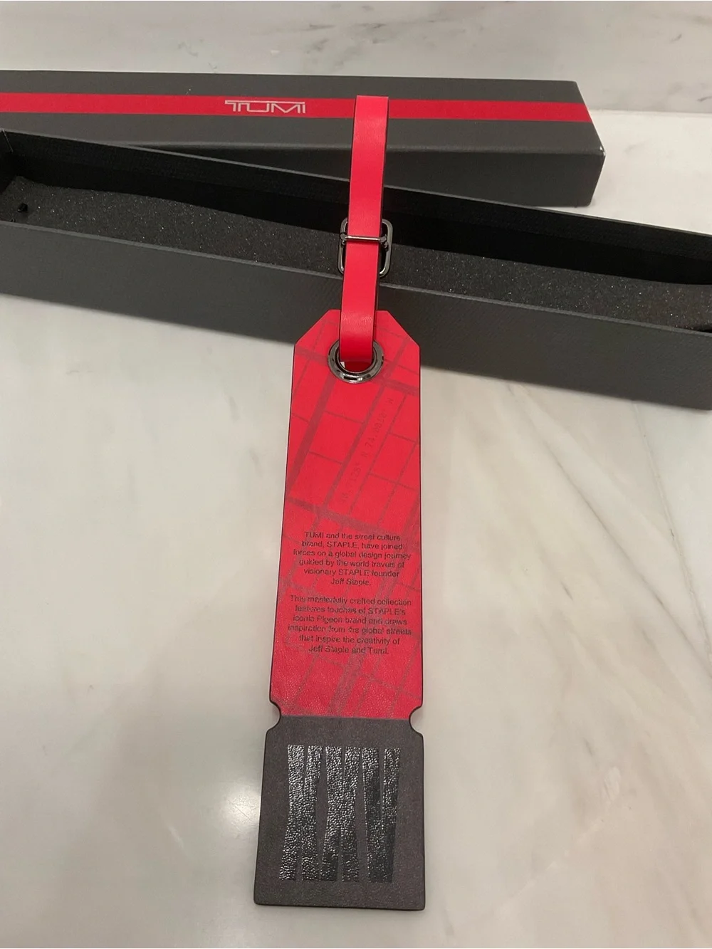 NEW Tumi x STAPLE Collaboration LOGO Leather Buckled Luggage Tag - RED & BLACK